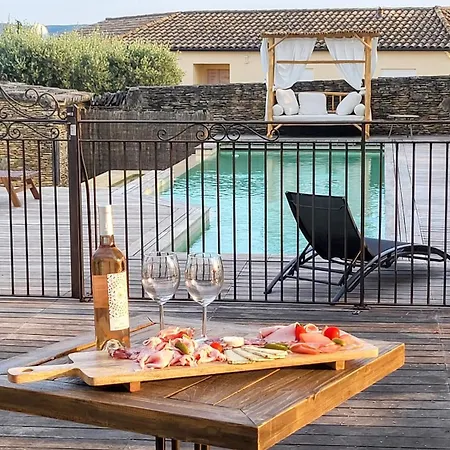 فندق مبيت وإفطار Bastide Des Oliviers كاستيون-دو-غارد