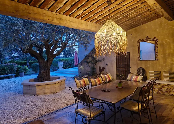 Bed & Breakfast Bastide Des Oliviers 3*